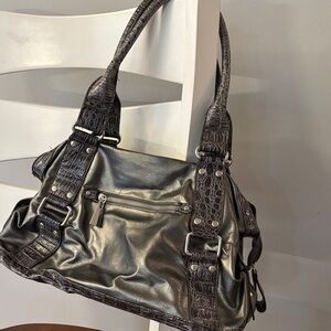 Elegant Black Crocodile-Embossed Women's Bag